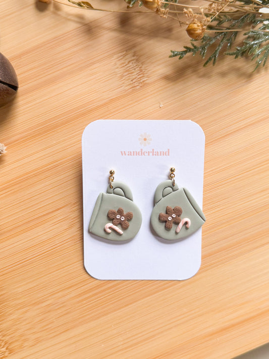 Gingerbread Latte Dangles