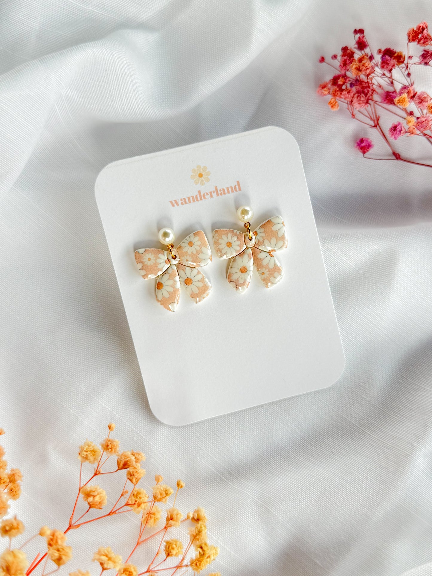 Daisy Bow + Pearl Drops