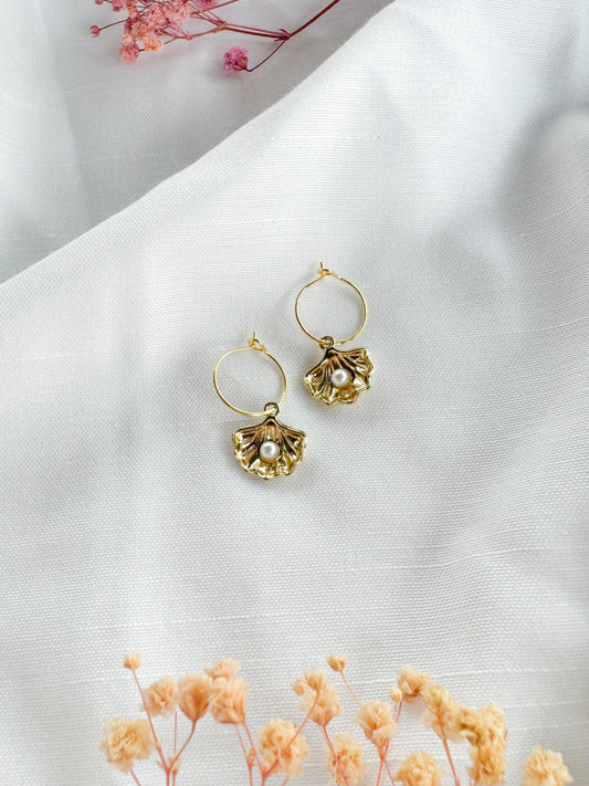 Seashell Pearl mini hoops