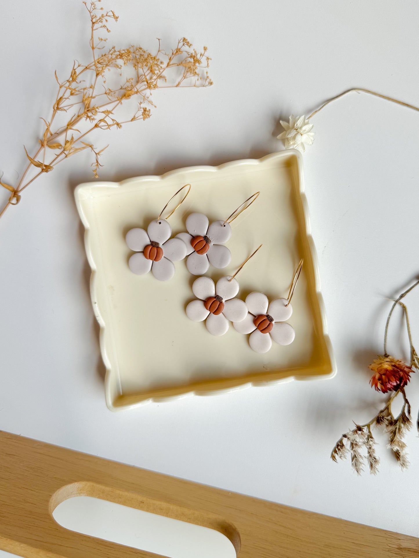 Pumpkin Daisy Hoops