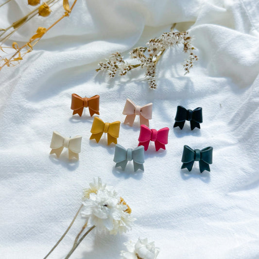 Classic Bow Studs